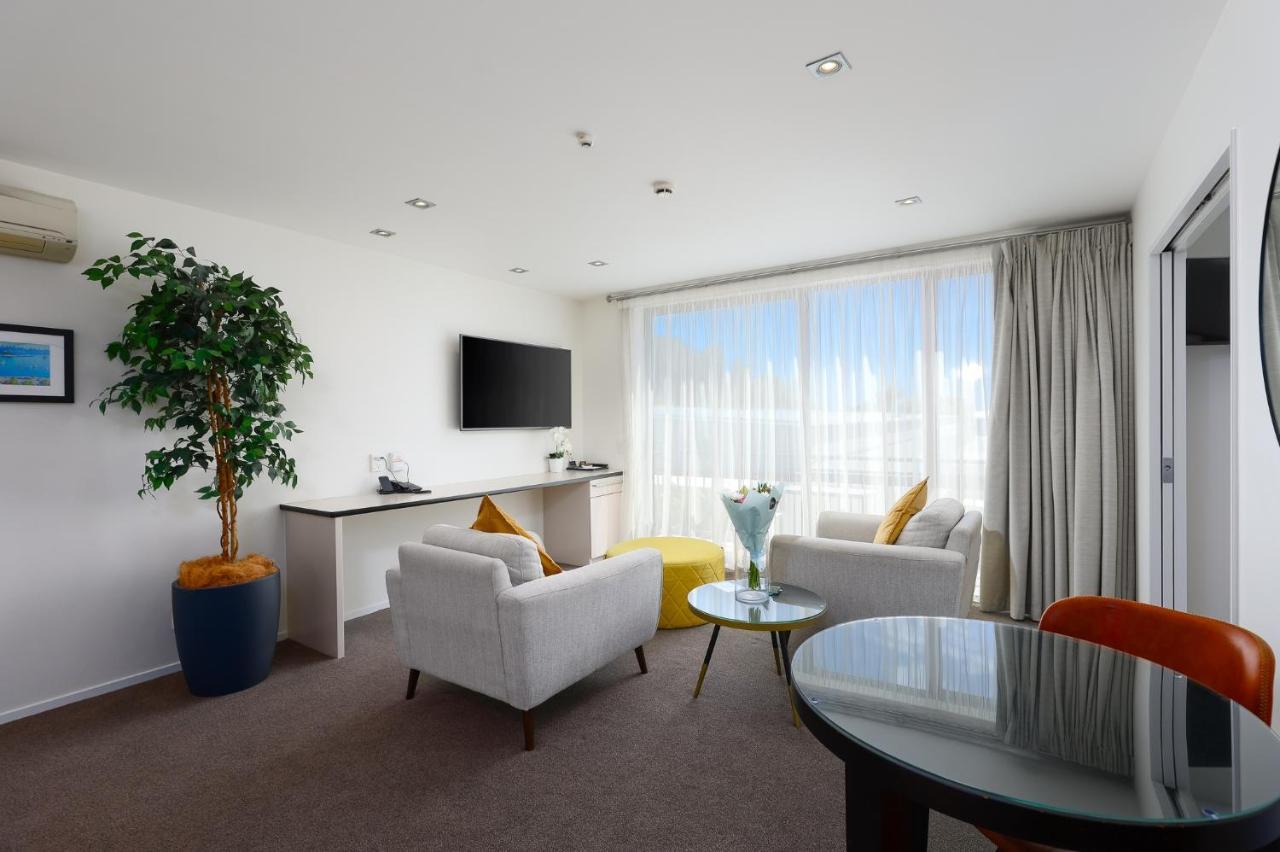 Palazzo Motor Lodge Nelson Bagian luar foto A typical apartment at the hotel