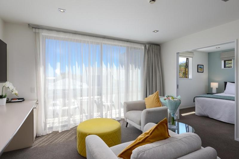 Palazzo Motor Lodge Nelson Bagian luar foto A suite at the hotel